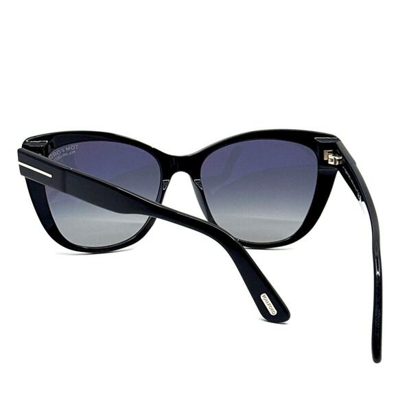 New, TOM FORD Nora Sunglasses TF937 01D Authentic main image 4